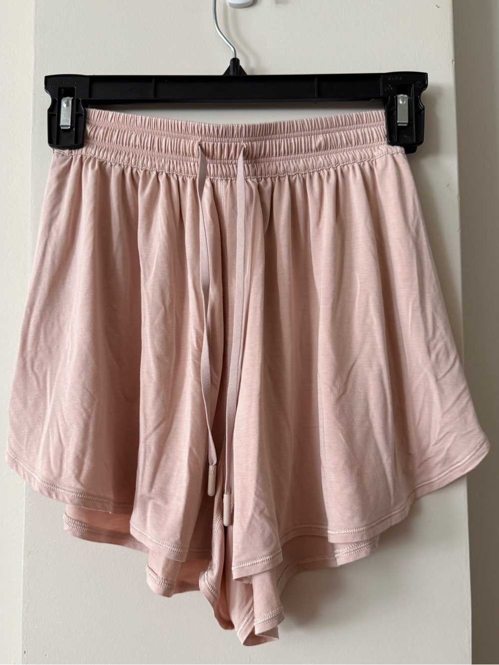 Lululemon Modal HR Relaxed Fit Drawstring Soft Pink Lounge Shorts